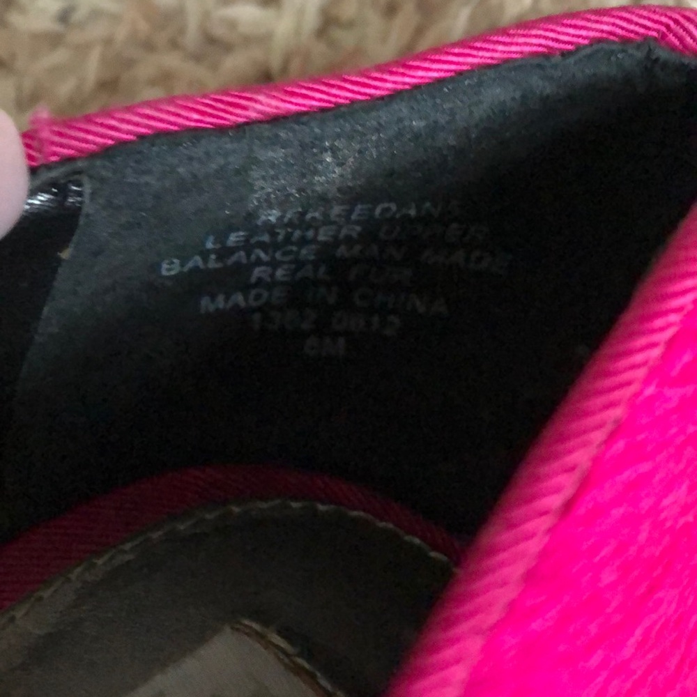Bright Pink Platform Heels - Picture 4 of 6